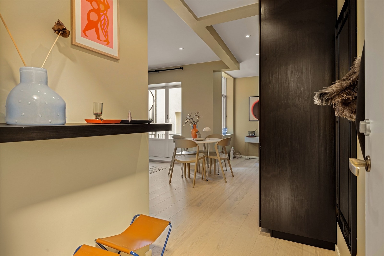 Entréen. Galleribilde