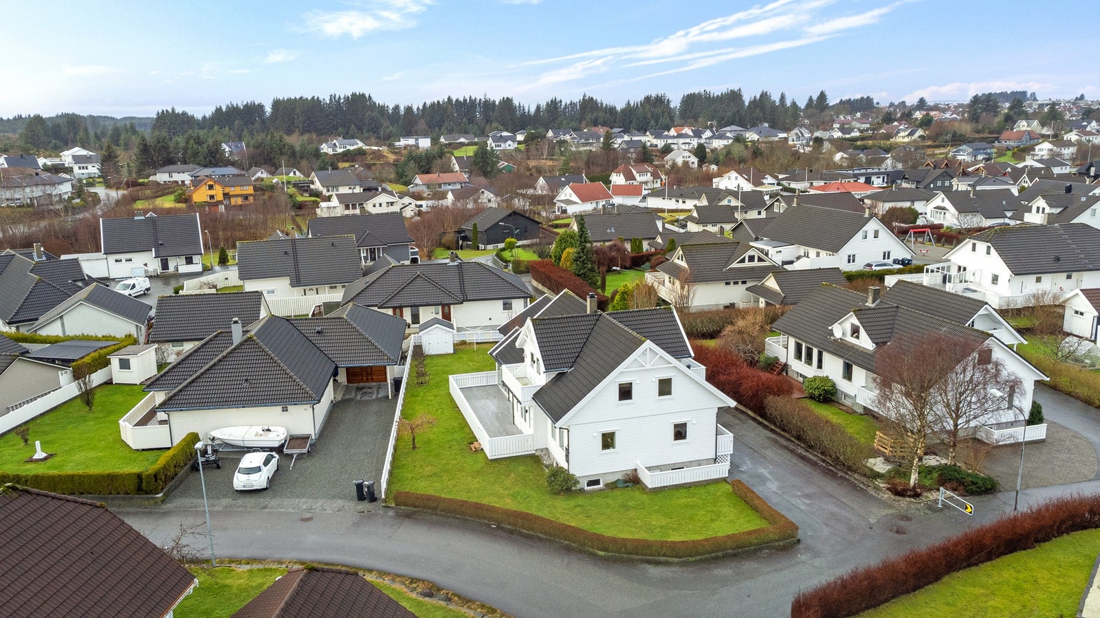 Her har du muligheten til å kjøpe tidenes familiebolig. Galleribilde