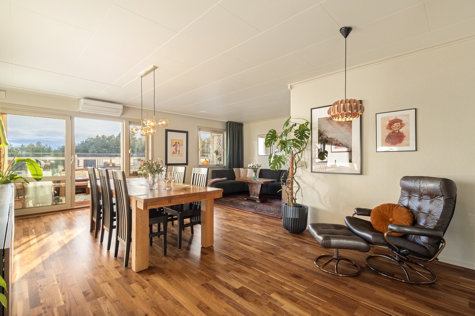 Lys og luftig stue Galleribilde