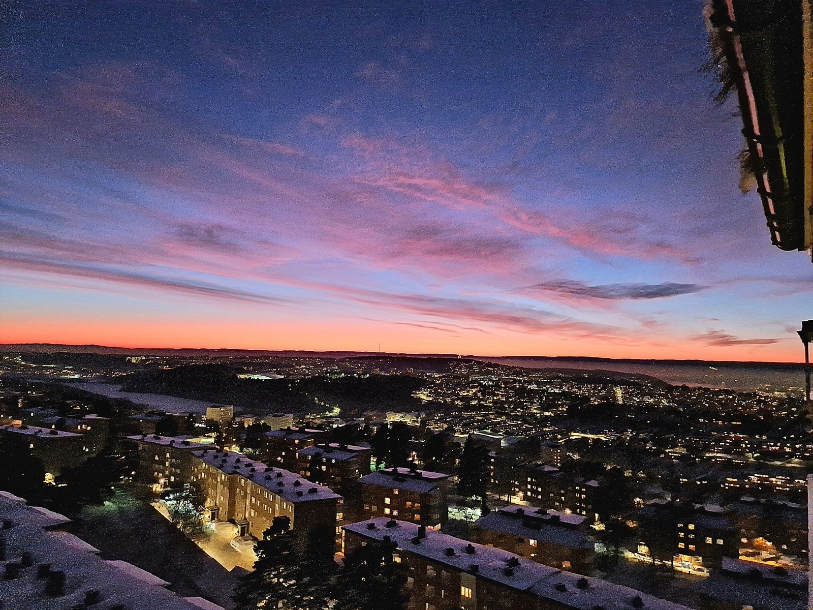 Utsikt fra balkong. Privat bilde tatt av selger. Galleribilde