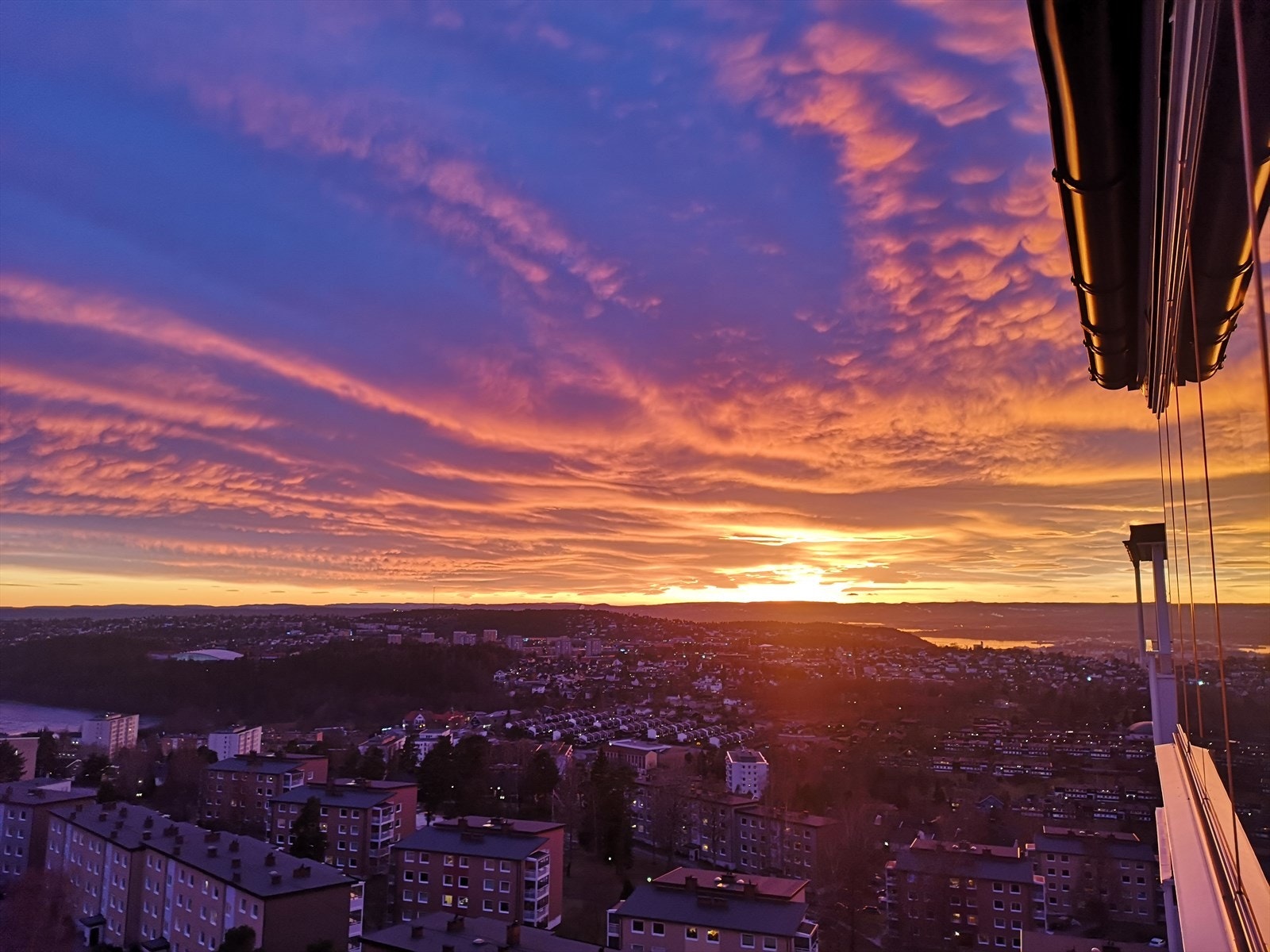 Utsikt fra balkong. Privat bilde tatt av selger. Galleribilde