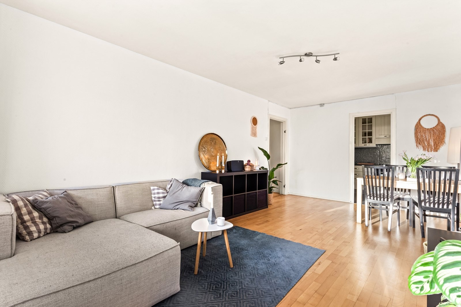 Den gode utformingen gjør det enkelt å innrede oppholdsrommet etter eget ønske. Galleribilde