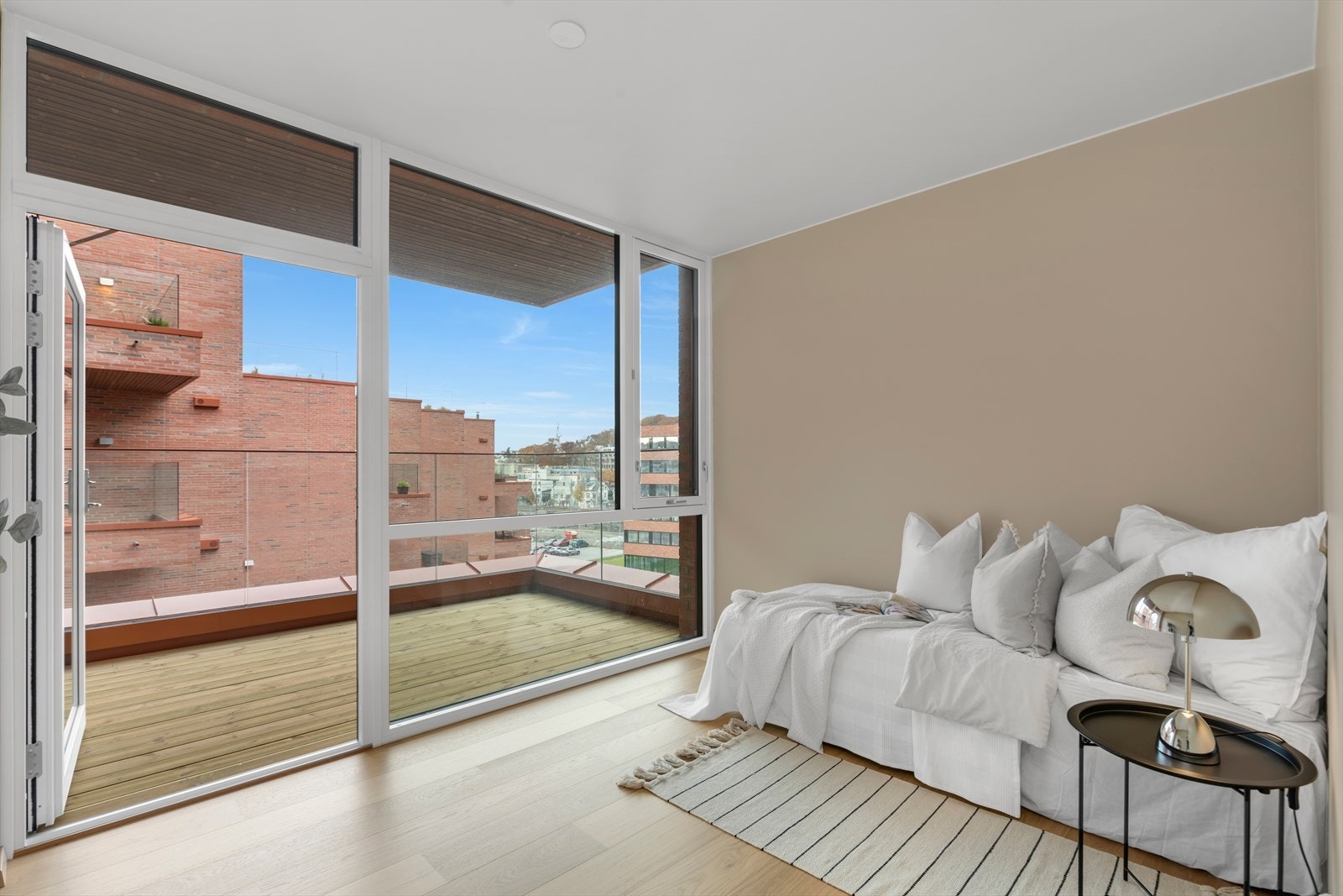 Soverom 2 har utgang til balkong Galleribilde