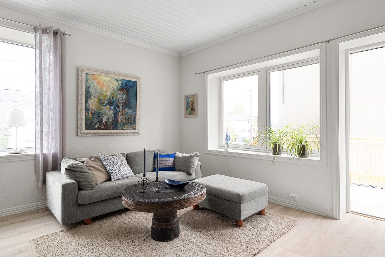 Utgang til ny terrasse som vender mot sør og øst. Galleribilde