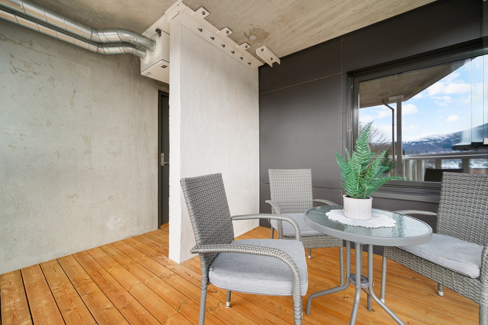 Perfekte stedet å nyte både varme dager og sene kvelder i godt selskap. Galleribilde