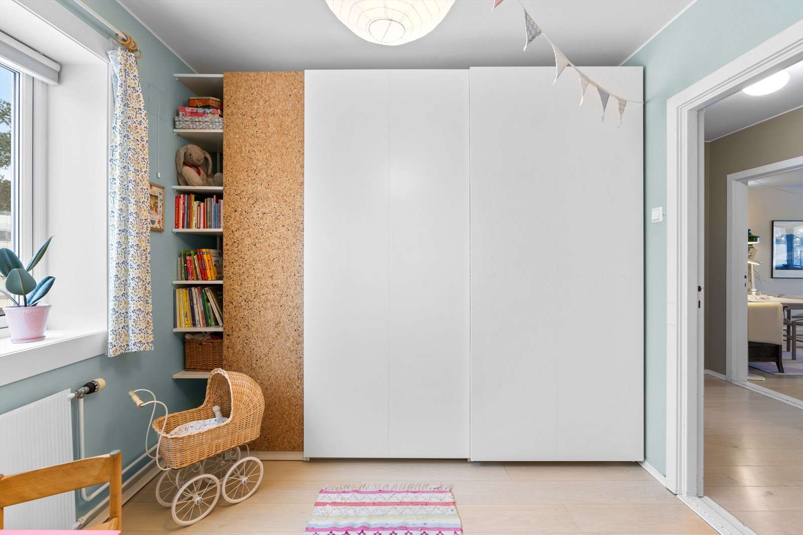 God plass til garderobeløsning på begge soverom. Galleribilde