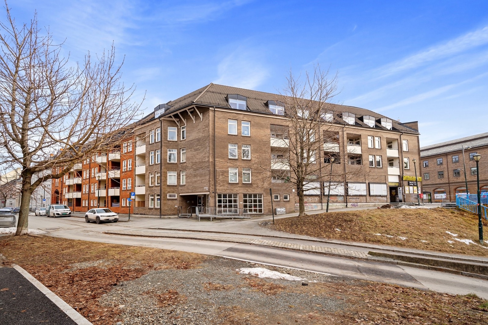 Populær beliggenhet med nærhet til sentrum og flere høyskoler. Galleribilde