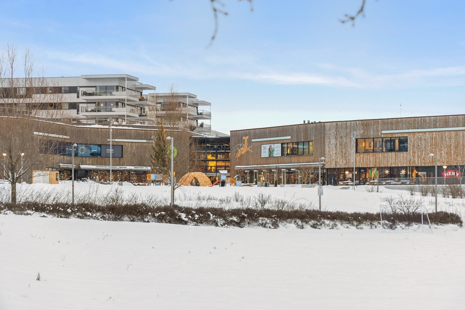 Her bor du med kort gangavstand til offentlig kommunikasjon og et bredt utvalg av stedets flotte fasiliteter og servicetilbud. Galleribilde