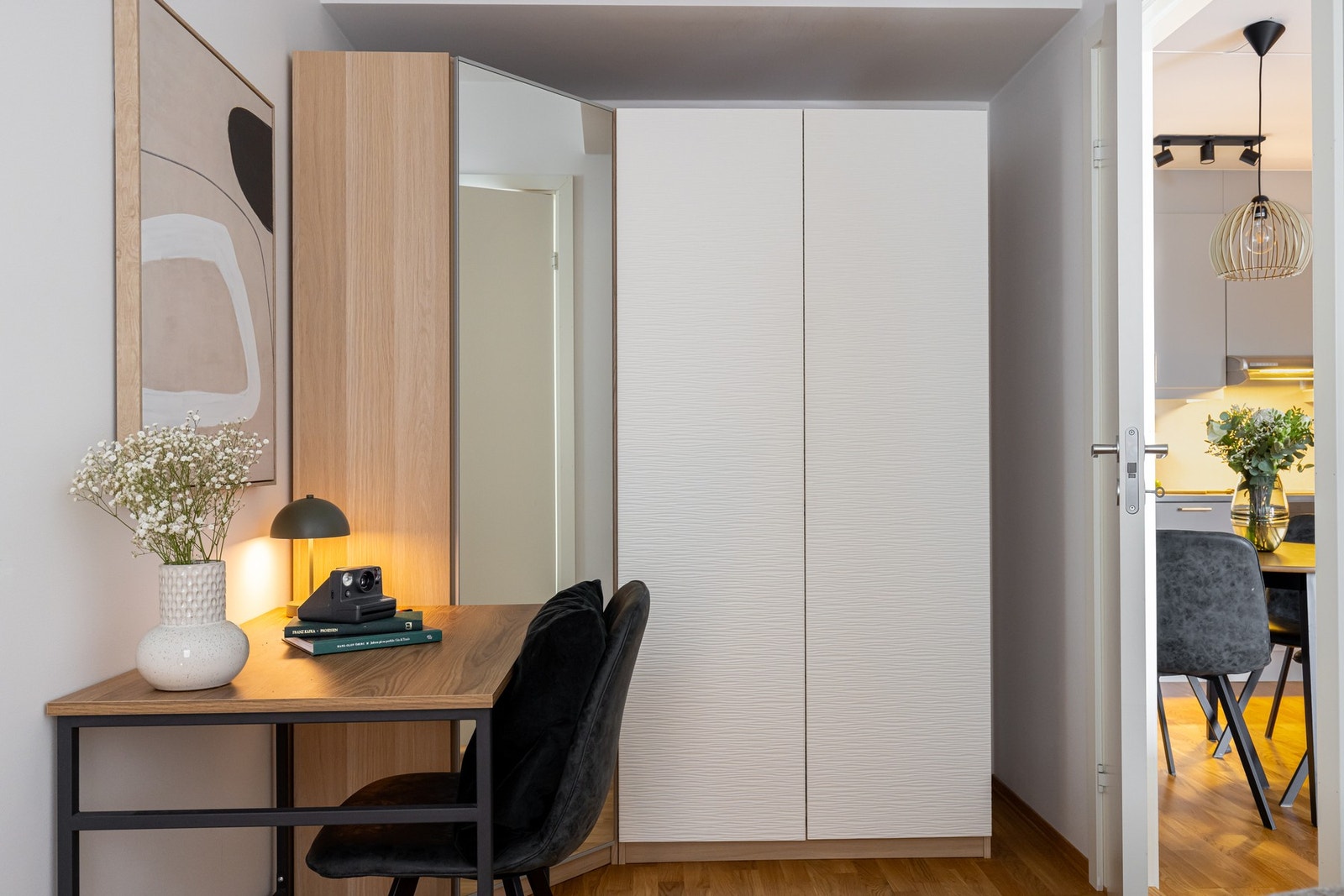 Rommet er perfekt som barnerom, gjesterom eller kontor - alt etter ønske og behov. Galleribilde