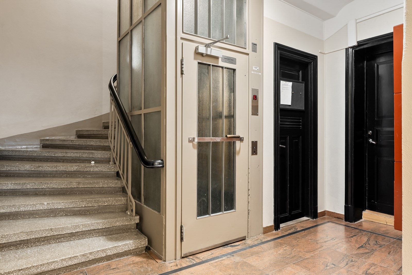 Fra heisen Galleribilde