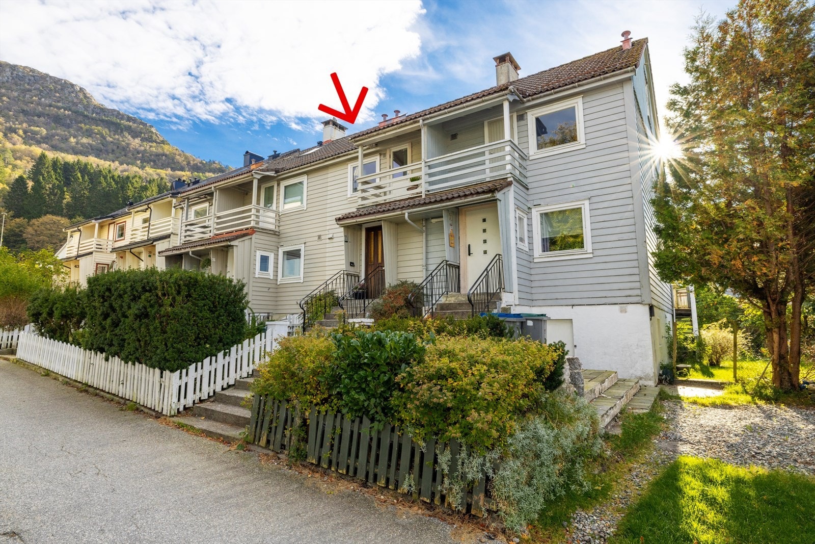 Velkommen til Johan Blytts vei 33! Presentert av Martin Høgøy Bjørkbom - Eiendomsmegler Vest. Galleribilde