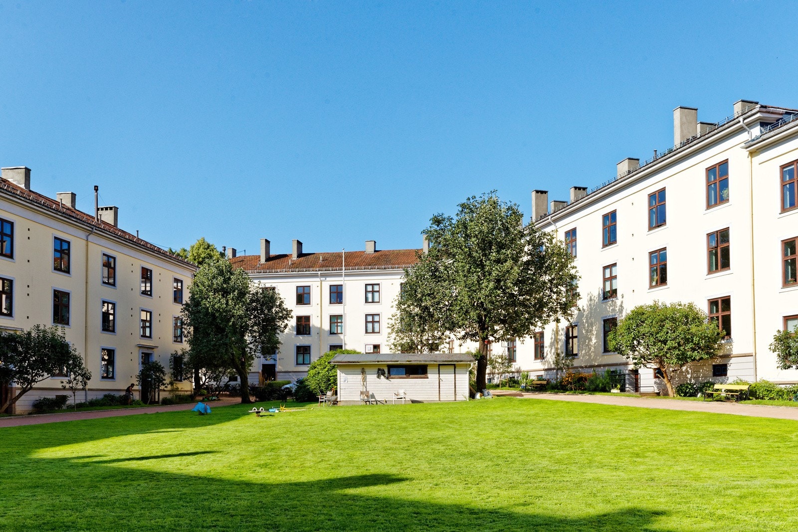 Idyllisk bakhage tegnet av Snøhetta Galleribilde