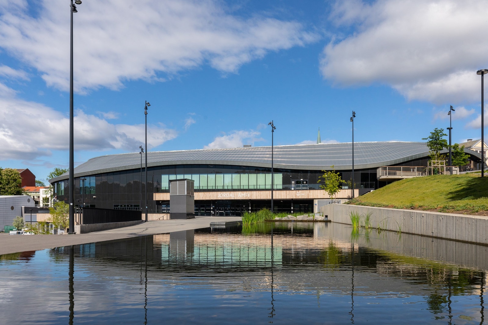Er du sporty har du også kort avstand til treningssentrene Fresh, SATS og Jordal Idrettsanlegg. Galleribilde