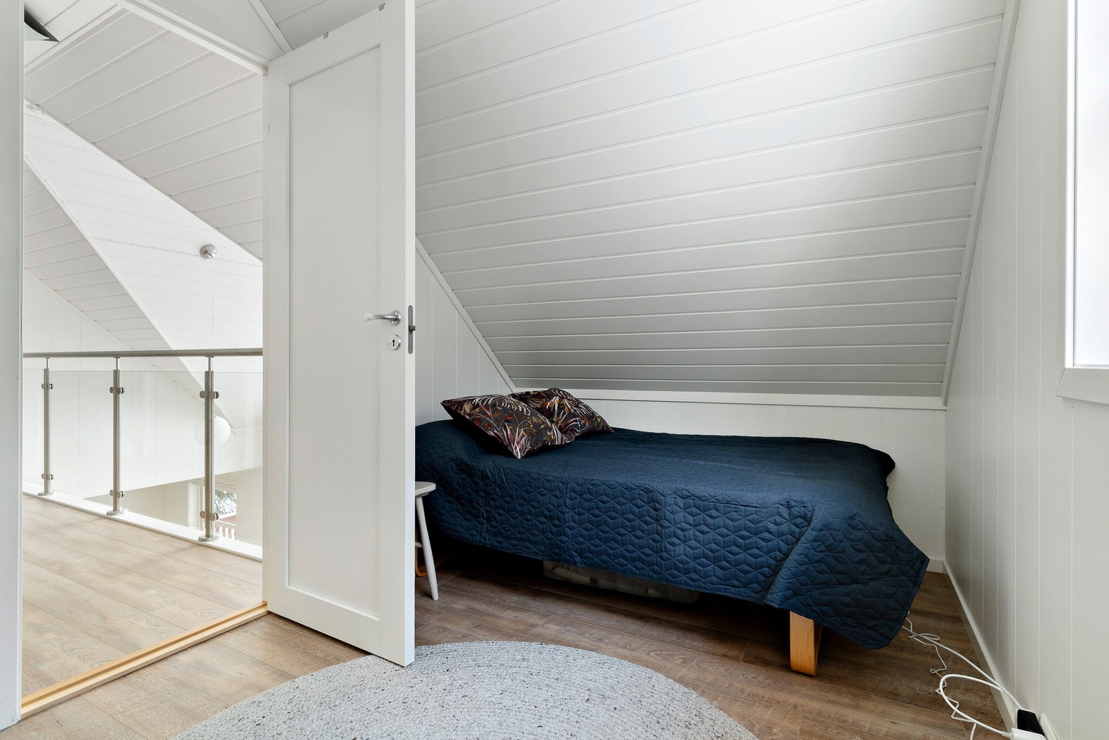 Soverom nr 2 i loftsetasjen. Galleribilde