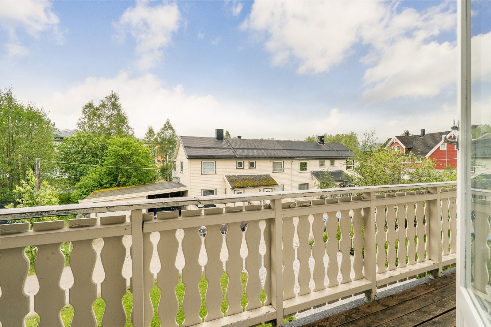 Balkong på ca. 6,2 m2 med gode solforhold Galleribilde