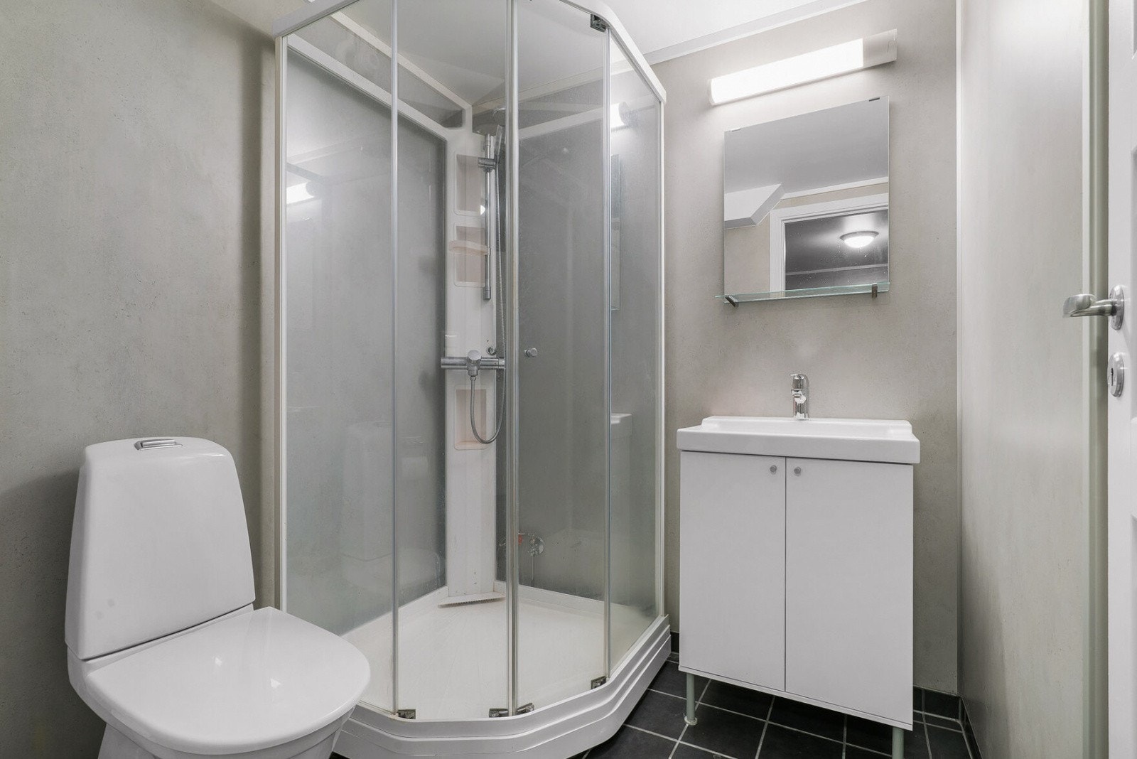 Bad kjeller Galleribilde