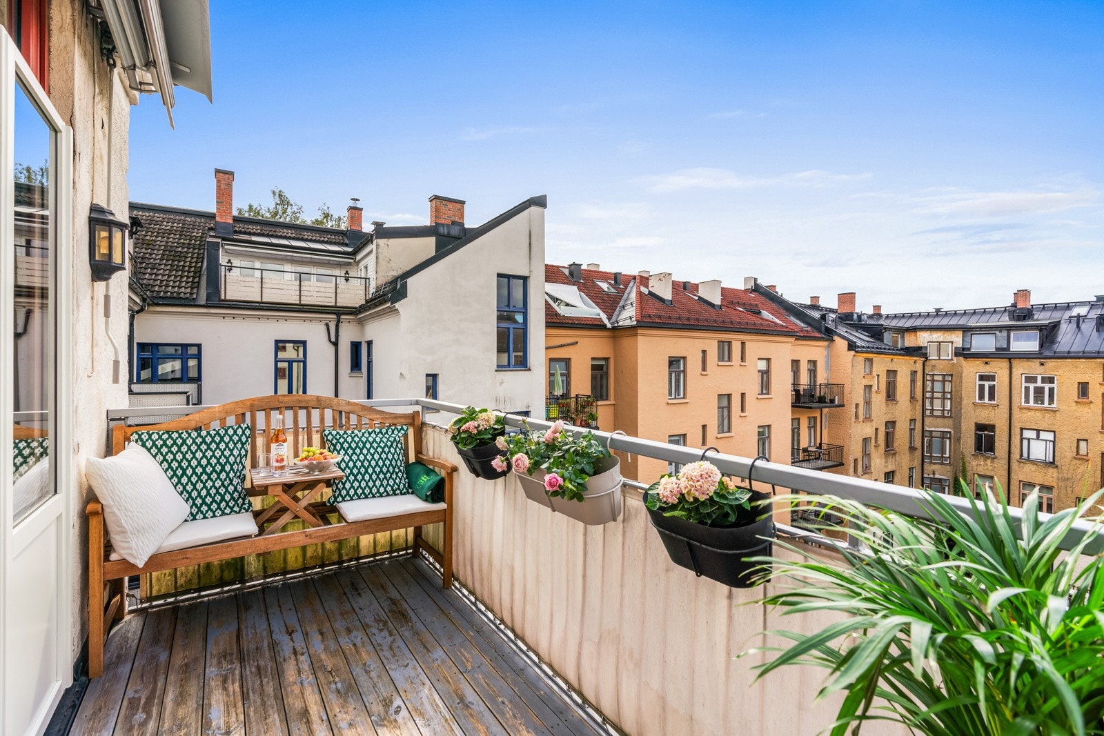 Leiligheten har en attraktiv beliggenhet på Majorstuen, med nærhet til handlegater, restauranter og Frognerparken. Galleribilde