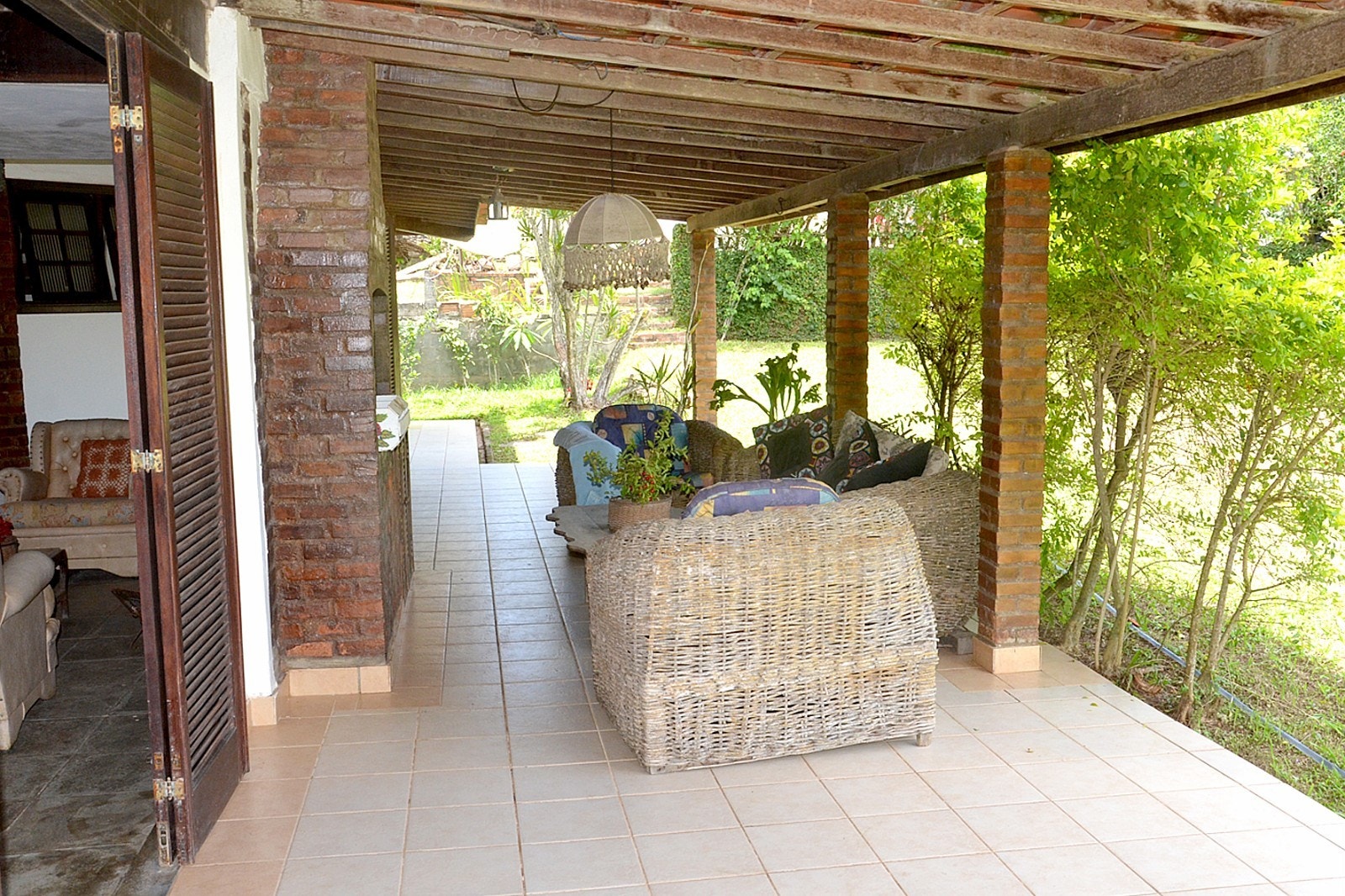 Sittegruppe på terrassen Galleribilde