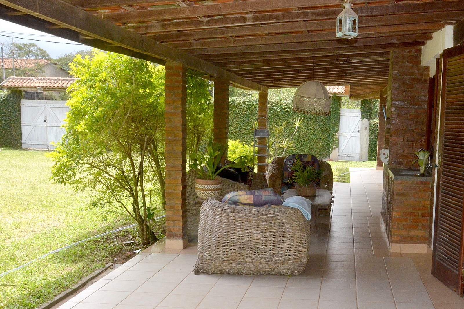 Sittegruppe på terrassen Galleribilde