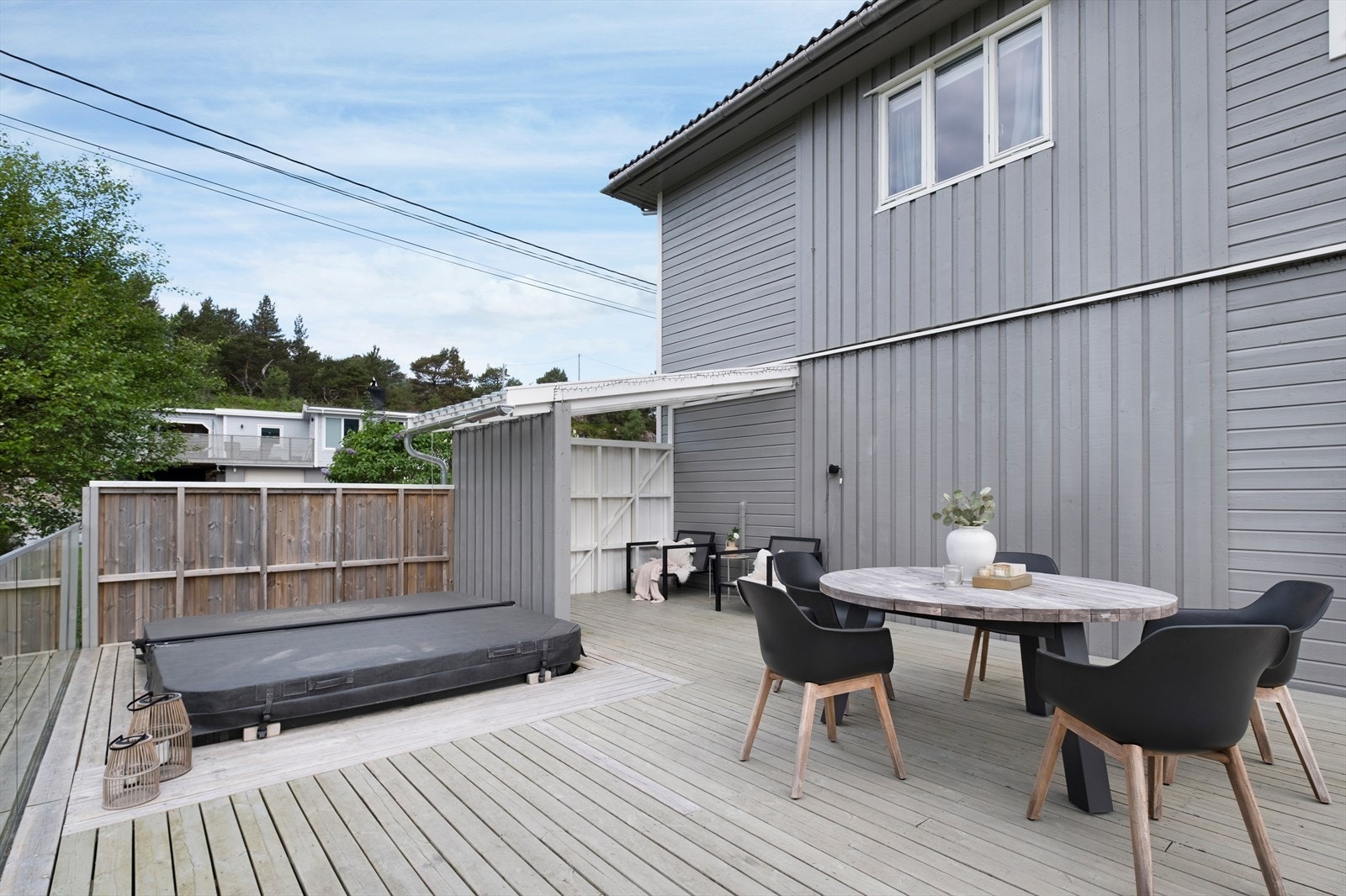 Nedsenket jacuzzi som følger med Galleribilde