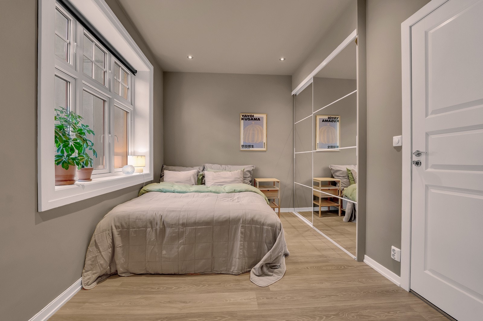 God skapløsning på soverommet. Galleribilde