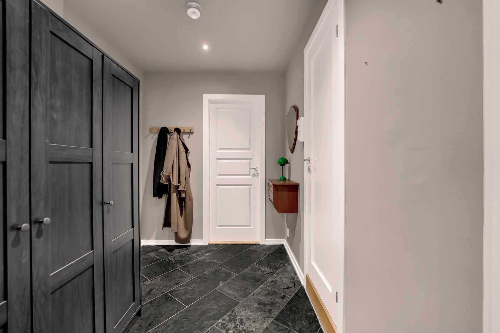 Hyggelig og innbydende entré. Galleribilde