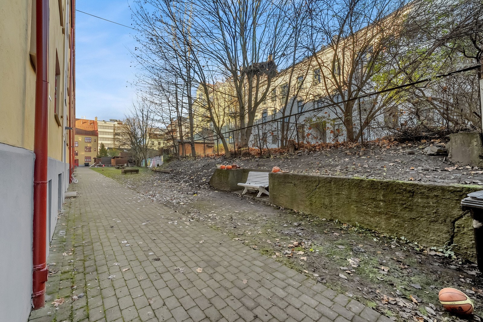 En meget hyggelig bakgård. Galleribilde