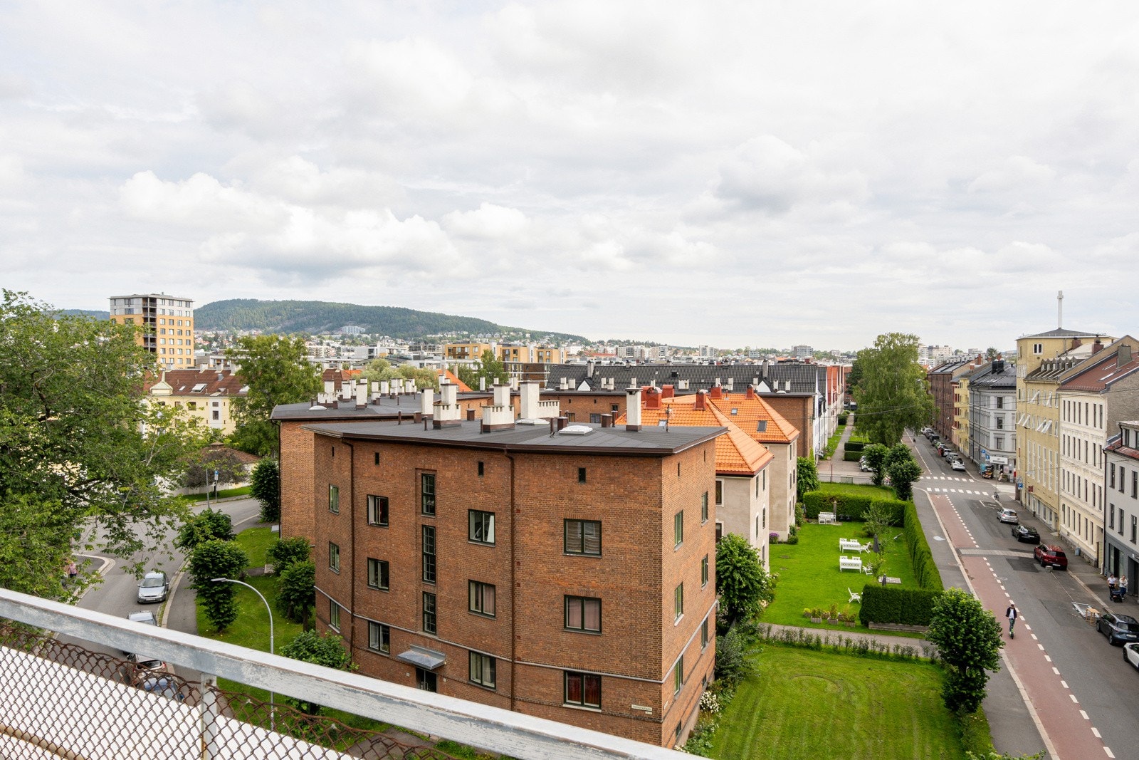 Nydelig utsikt fra takterrassen. Galleribilde