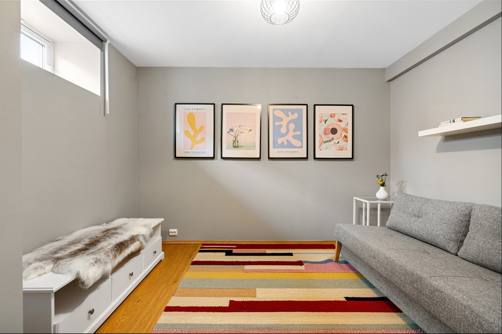 Underetasje - rom benyttet som soverom (ikke byggegodkjent) Galleribilde