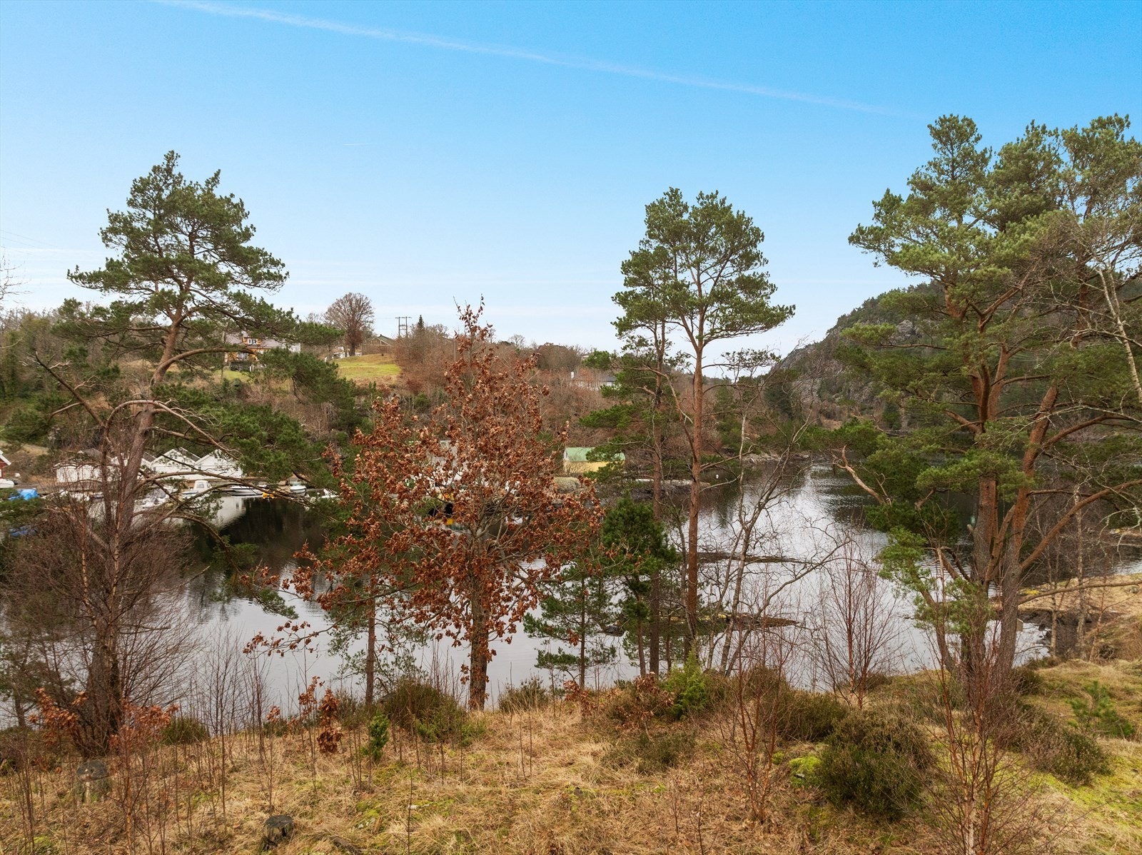 Utsikt fra gnr. 4, bnr. 208 Galleribilde