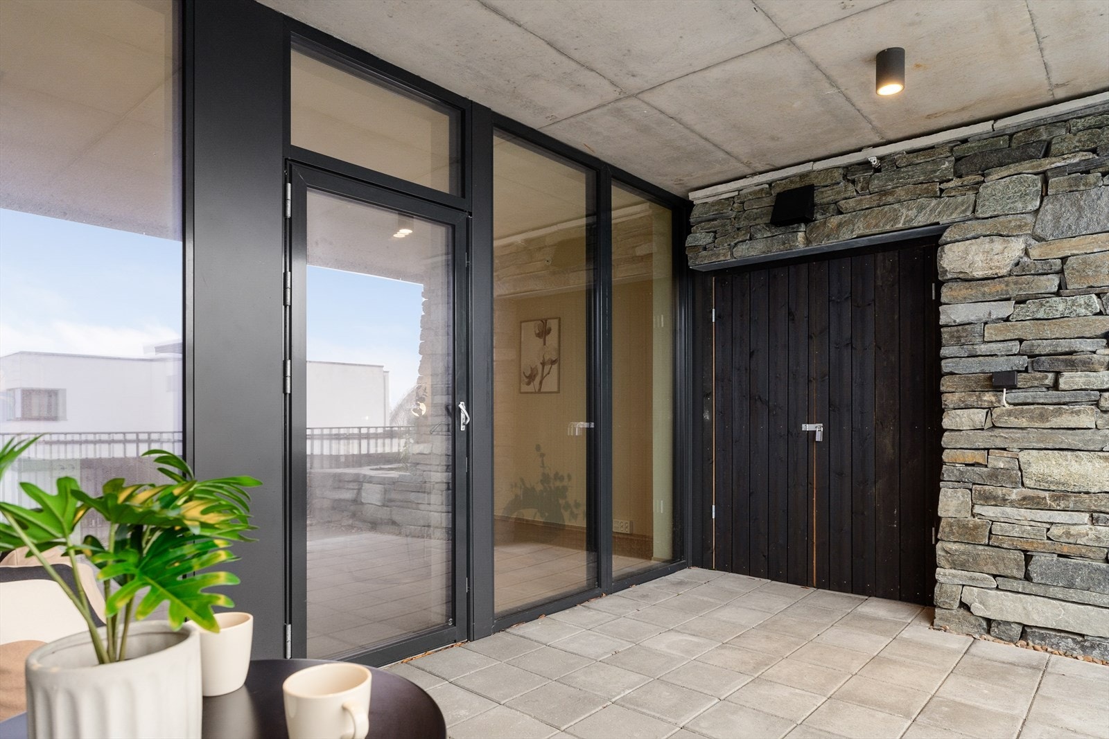 Praktisk utbod på terrassen Galleribilde