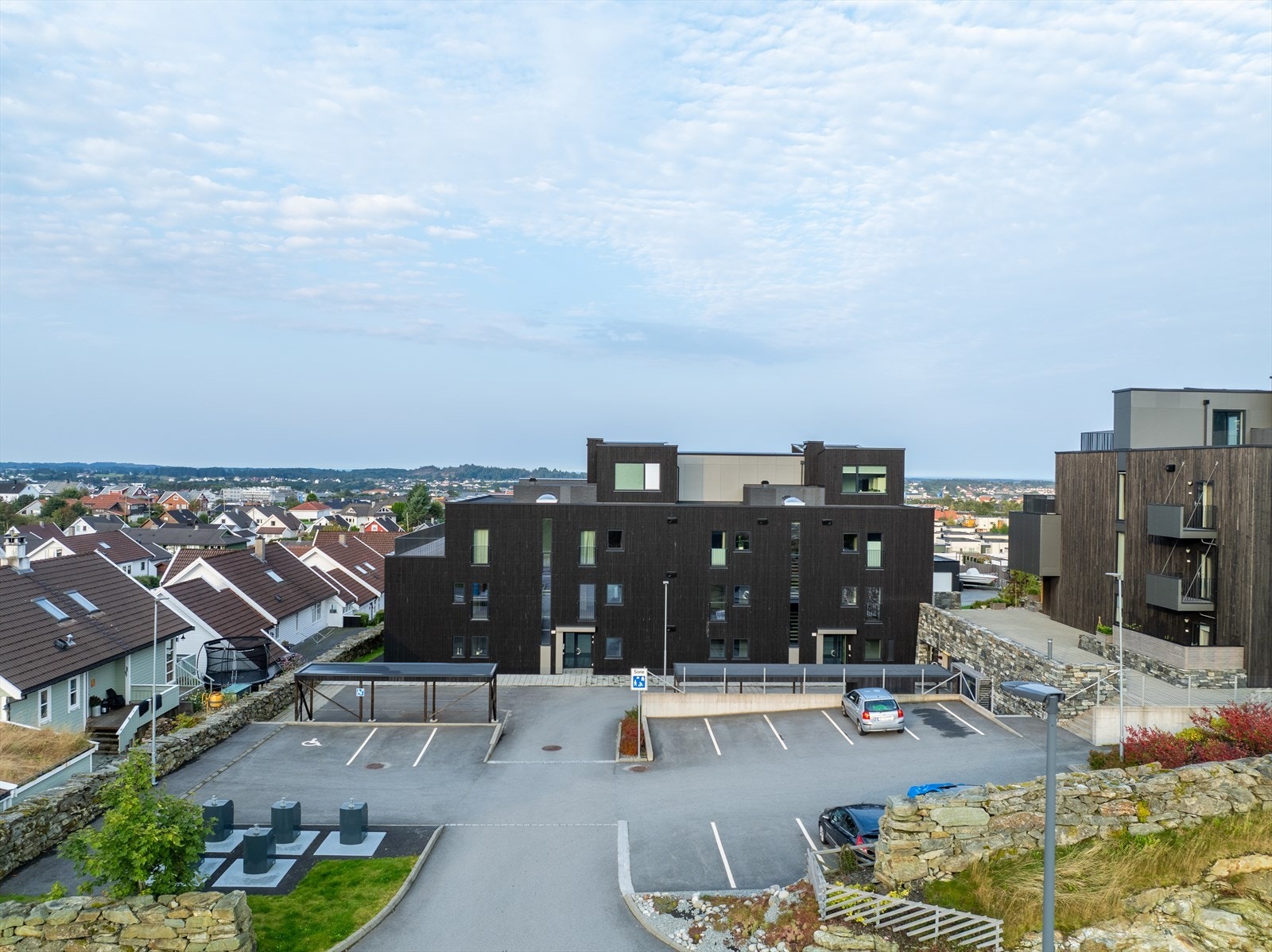 Felles gjesteparkering Galleribilde