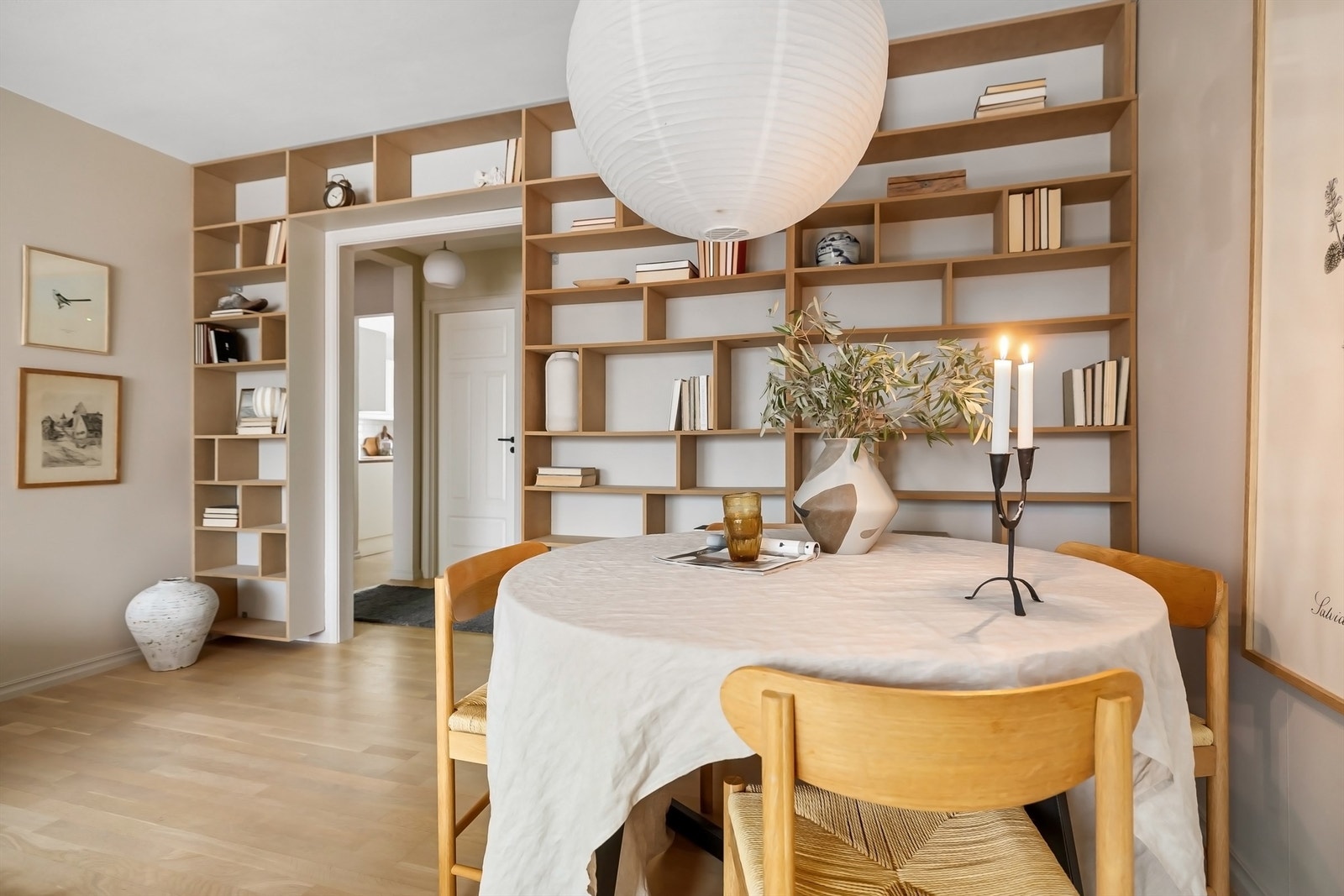 Leiligheten innehar en god planløsning Galleribilde