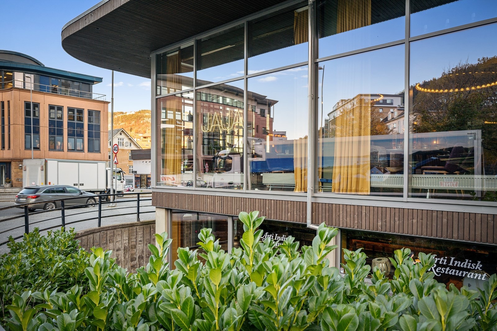 JAJA restaurant på Danmarksplass. Galleribilde