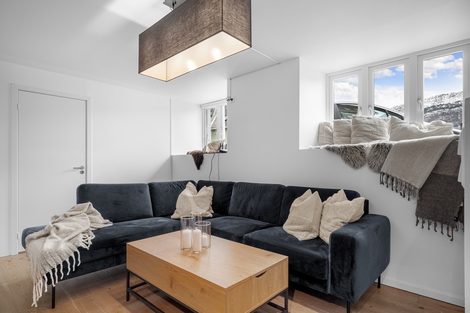 Velkommen til Rogagaten 21! Presentert av Pål Kristian Fogge - Eiendomsmegler Vest. Galleribilde