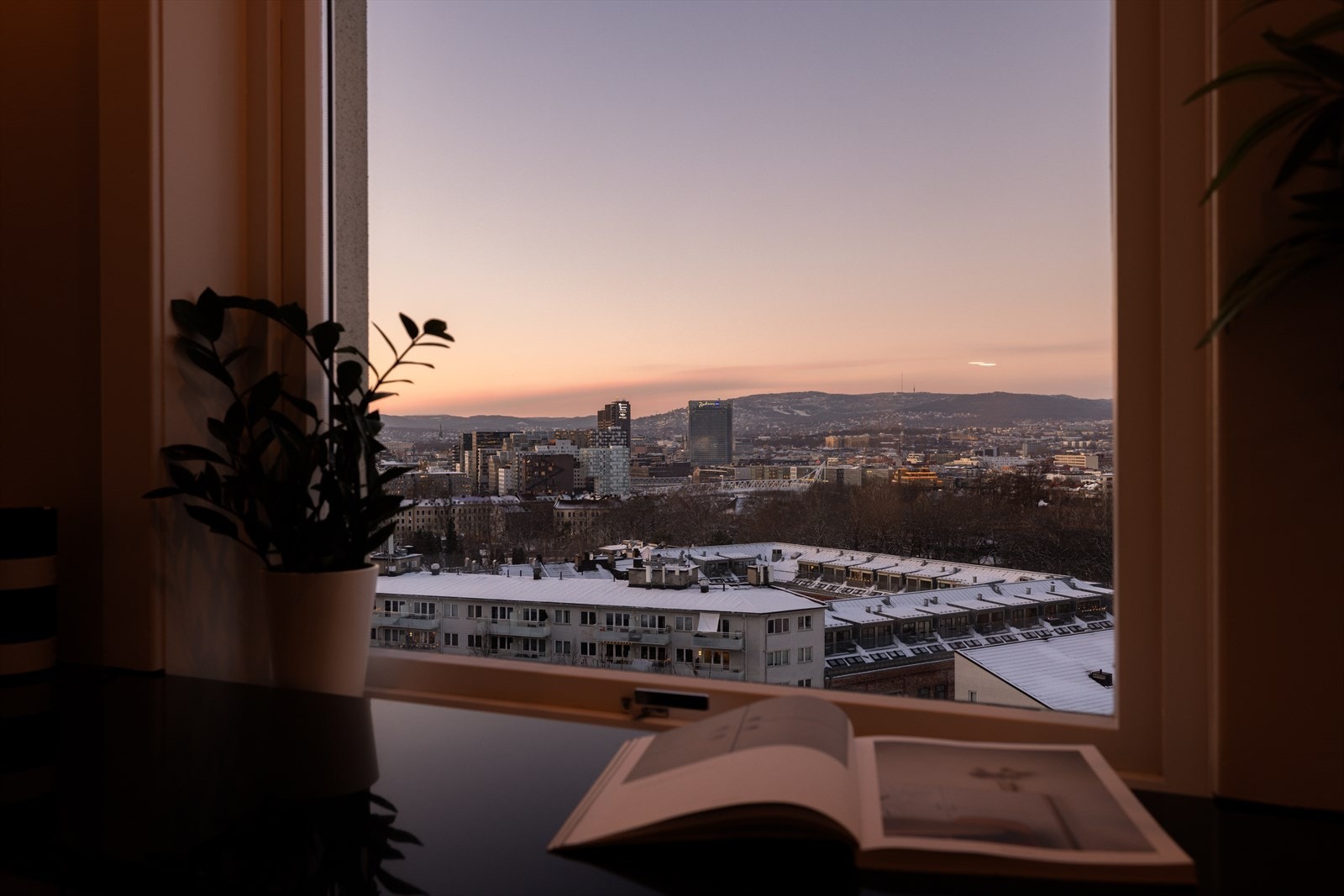 Utsikt fra kjøkkenbenken Galleribilde