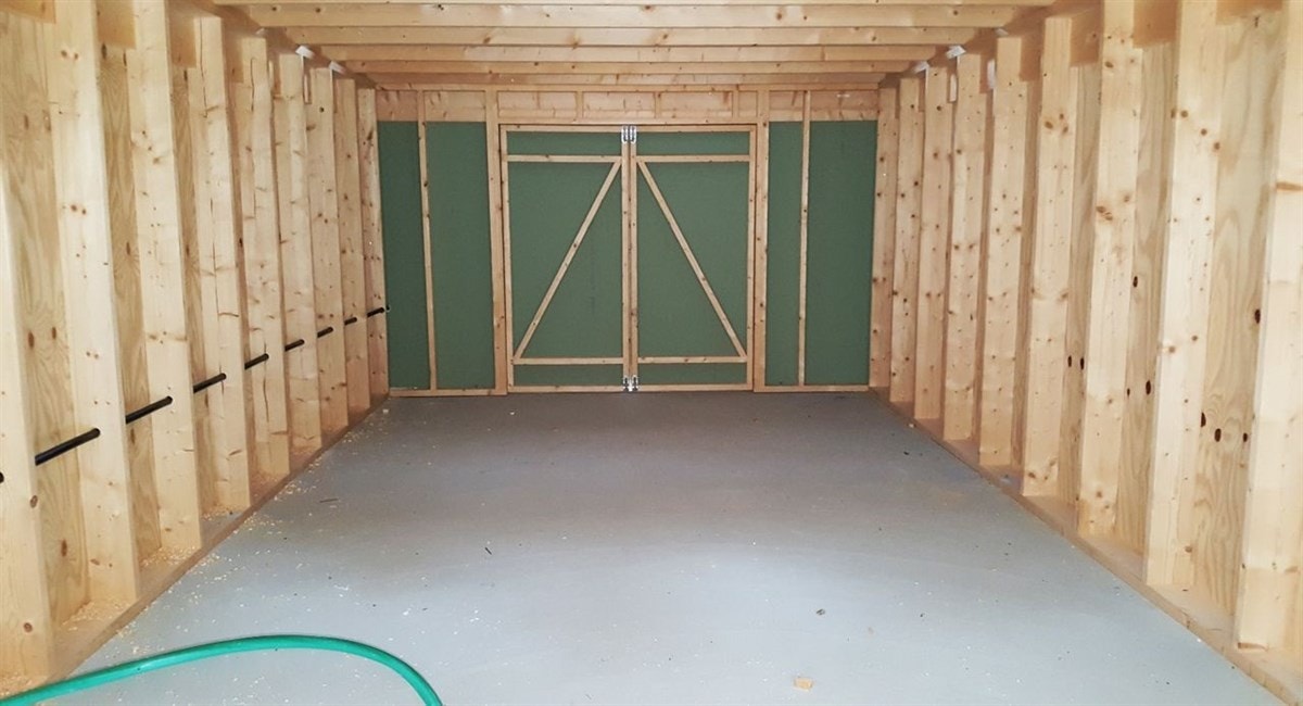 Innvendig i nausta. Galleribilde