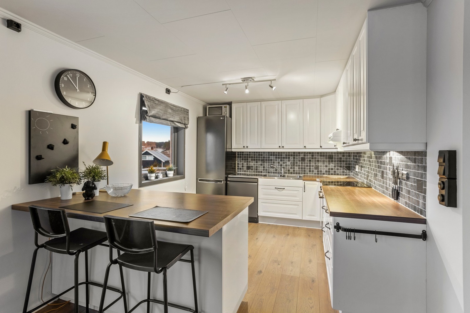 Praktisk kjøkkeninnredning fra 2014! Galleribilde