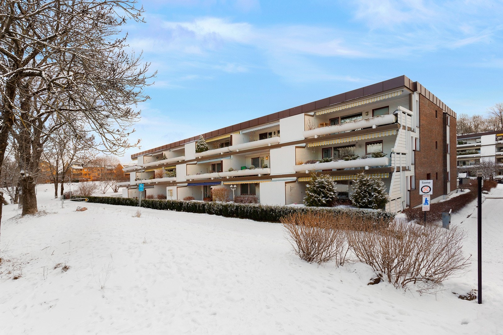 Boligen har en skjermet og sentral beliggenhet. Galleribilde