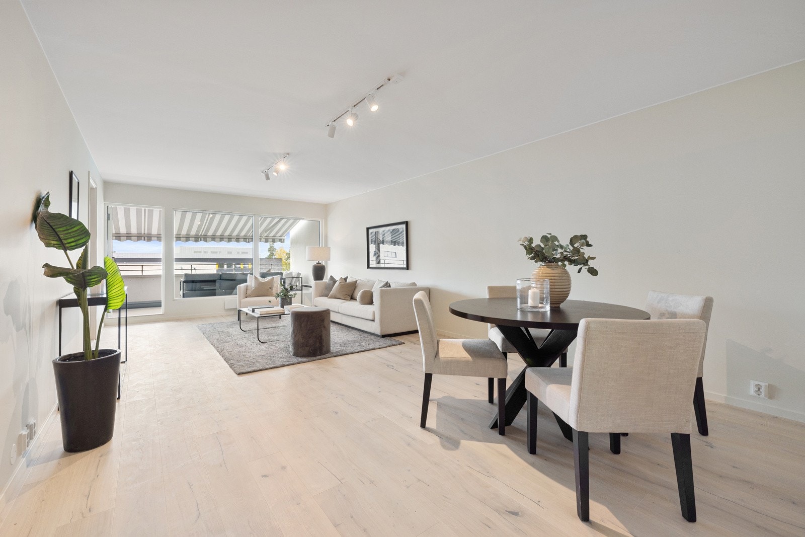 Oppgradert elektrisk (Elko-pluss)-og røranlegg i hele leiligheten. Galleribilde