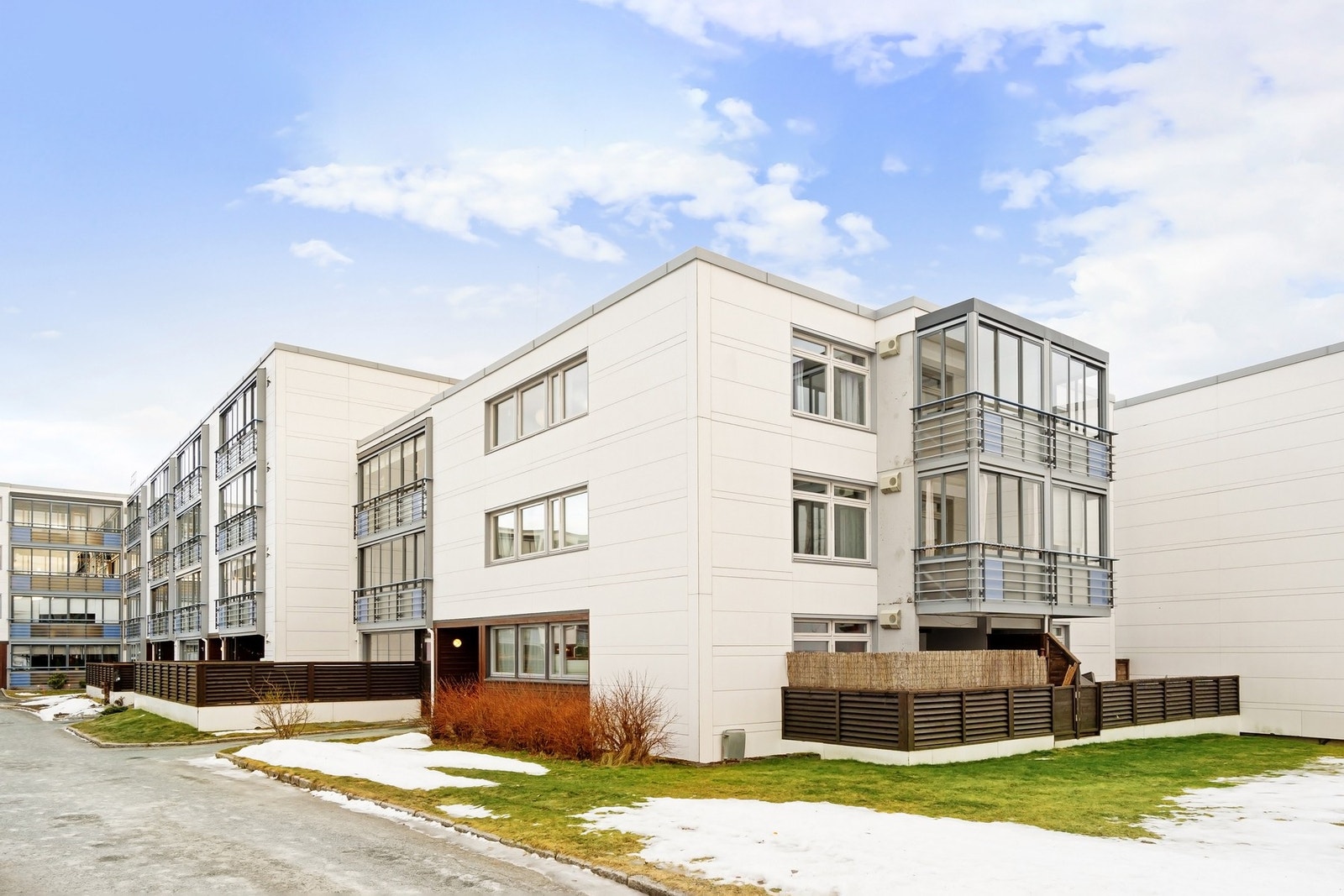 Leiligheten har en flott ende- og toppbeliggenhet. Galleribilde