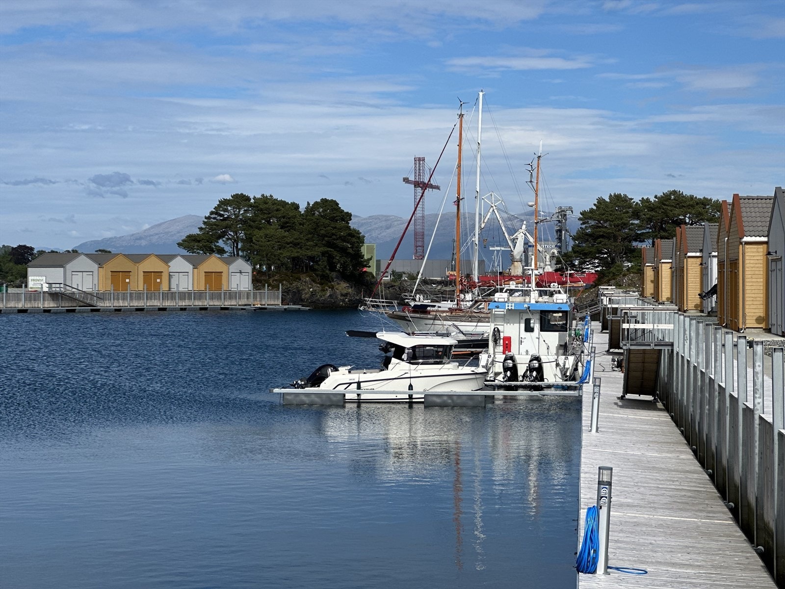 Flytebryggje- og kaianlegget. Galleribilde