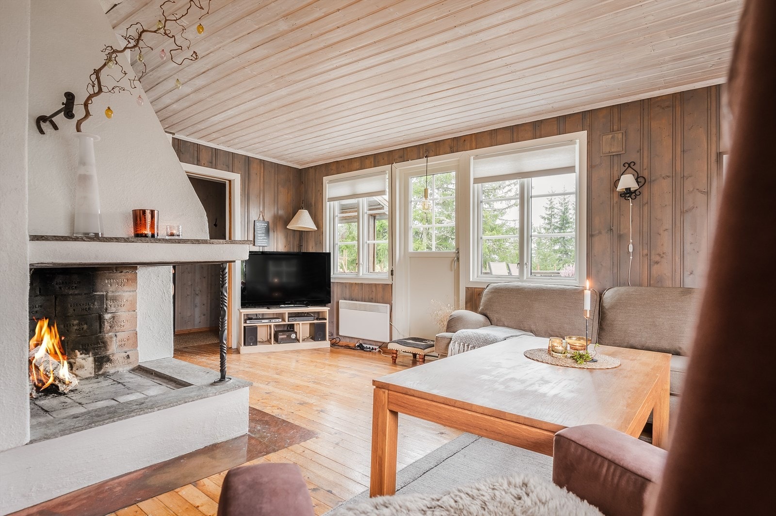 Fra stuen er det utgang til terrassen Galleribilde