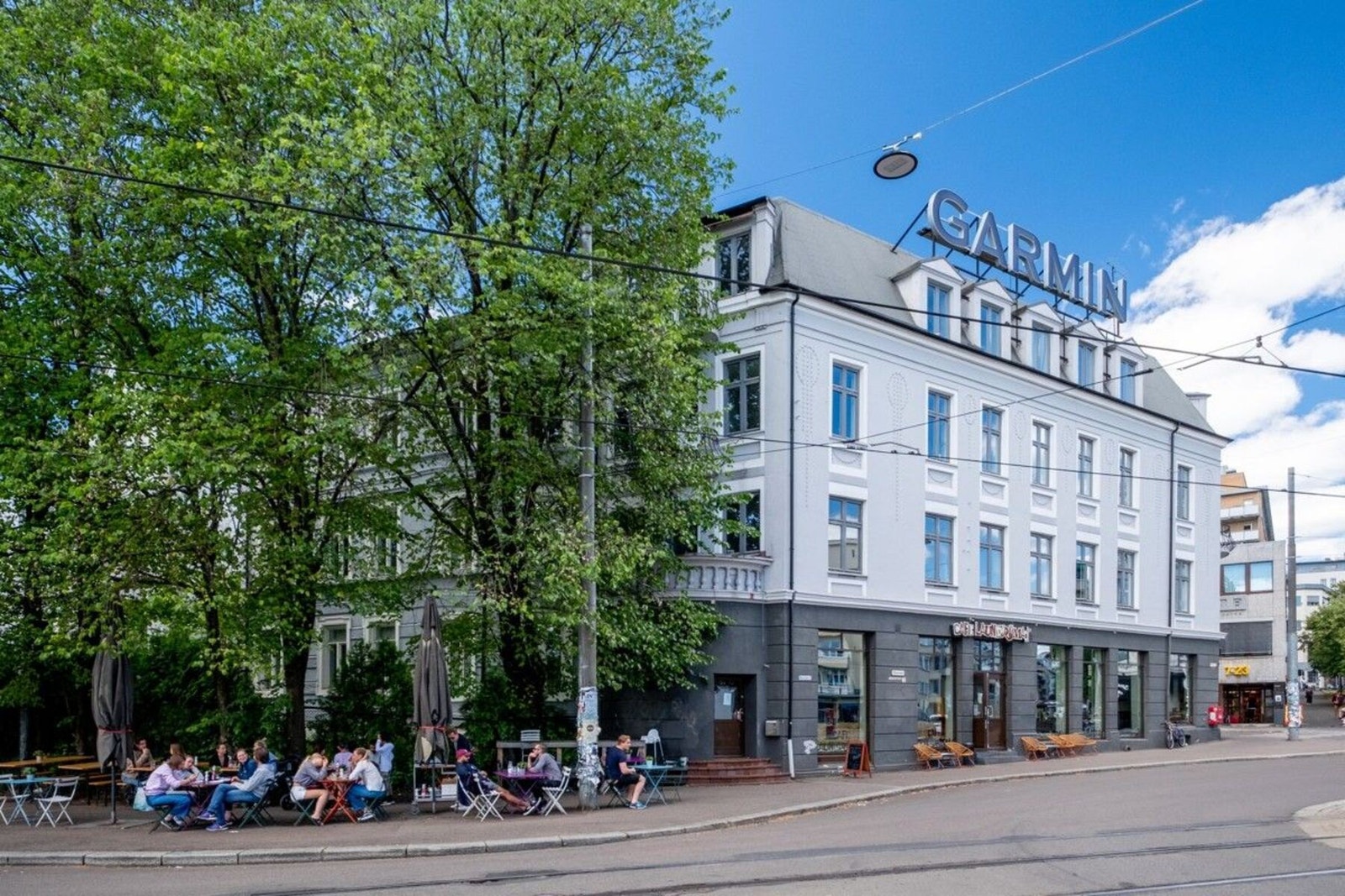 På Bislett vil du finne flere spennende caféer og spisesteder. Her er det også gode transportmuligheter med både buss og trikk. Galleribilde