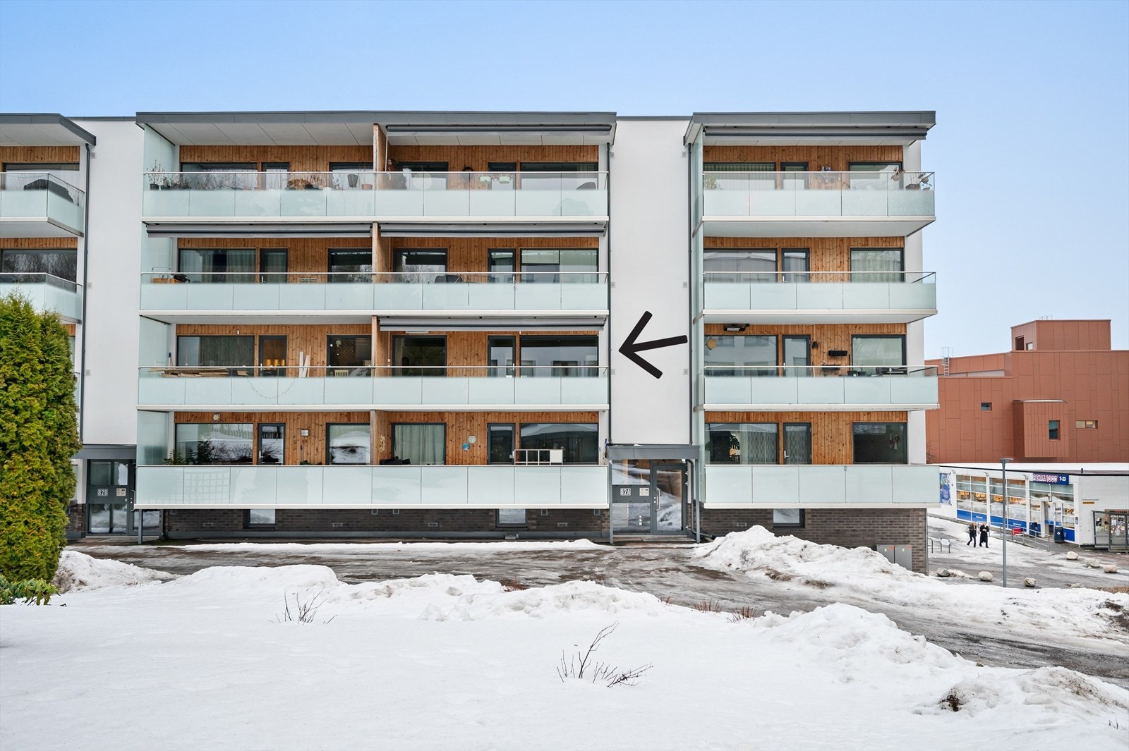 Leiligheten har en fin beliggenhet i byggets 2. etasje. Et veldrevet og hyggelig borettslag med god vedlikeholdshistorikk. Galleribilde