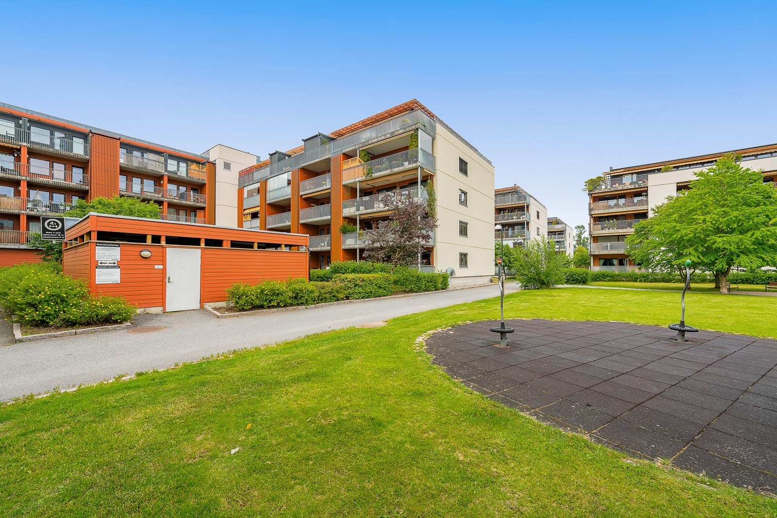 Det er umiddelbar nærhet til parker og grønne lunger. Galleribilde