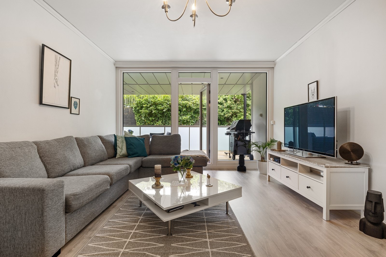 Leiligheten har en meget attraktiv og supersentral beliggenhet! Galleribilde