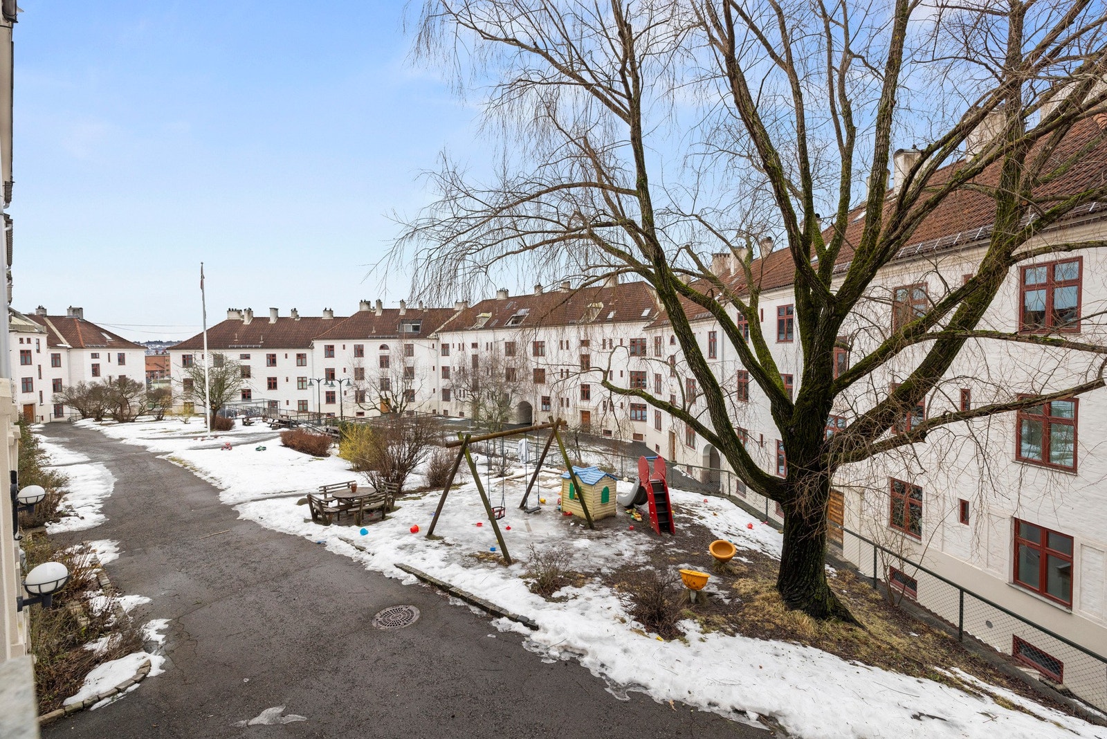 Indre gårdsrom Galleribilde