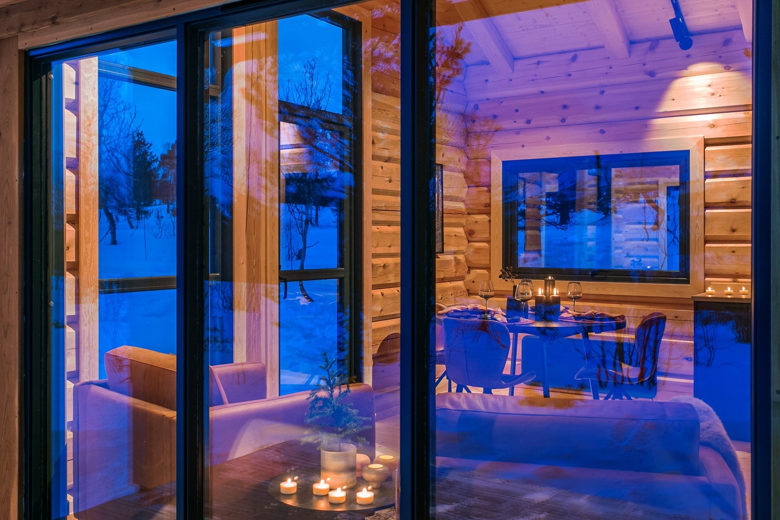 Bildet er av den første hytten som nå er solgt. Galleribilde