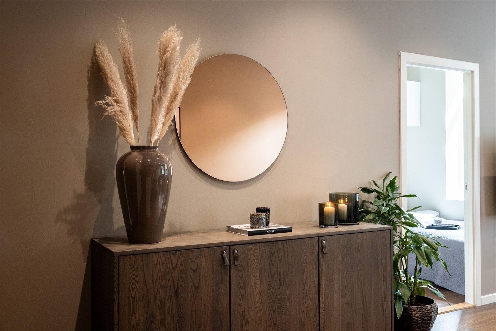 - Det er balansert ventilasjon med varmegjenvinning i leiligheten - Galleribilde